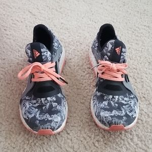 Cute floral Adidas Pureboost size 7.5